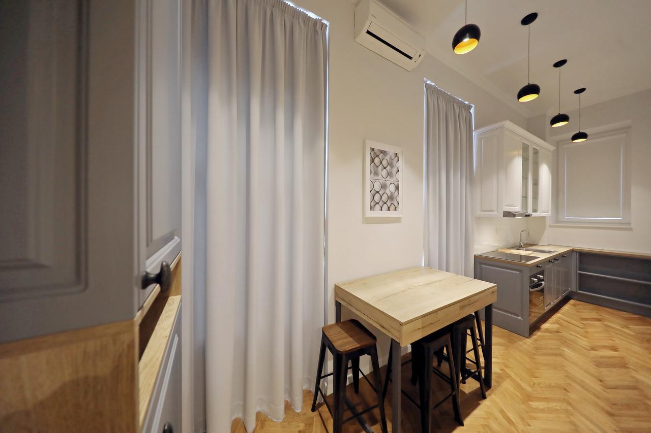 Central Apartments Загреб Екстер'єр фото