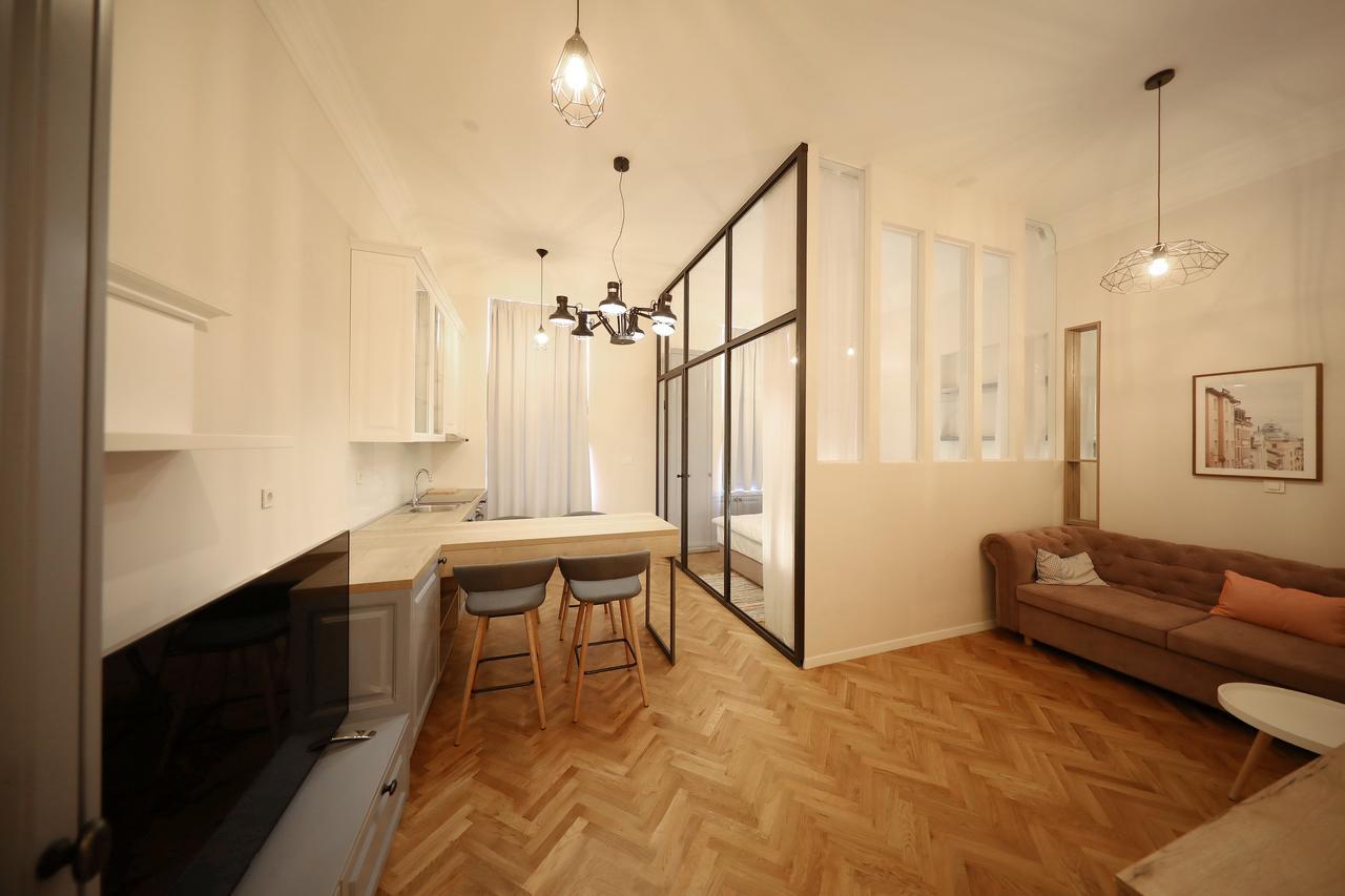 Central Apartments Загреб Екстер'єр фото