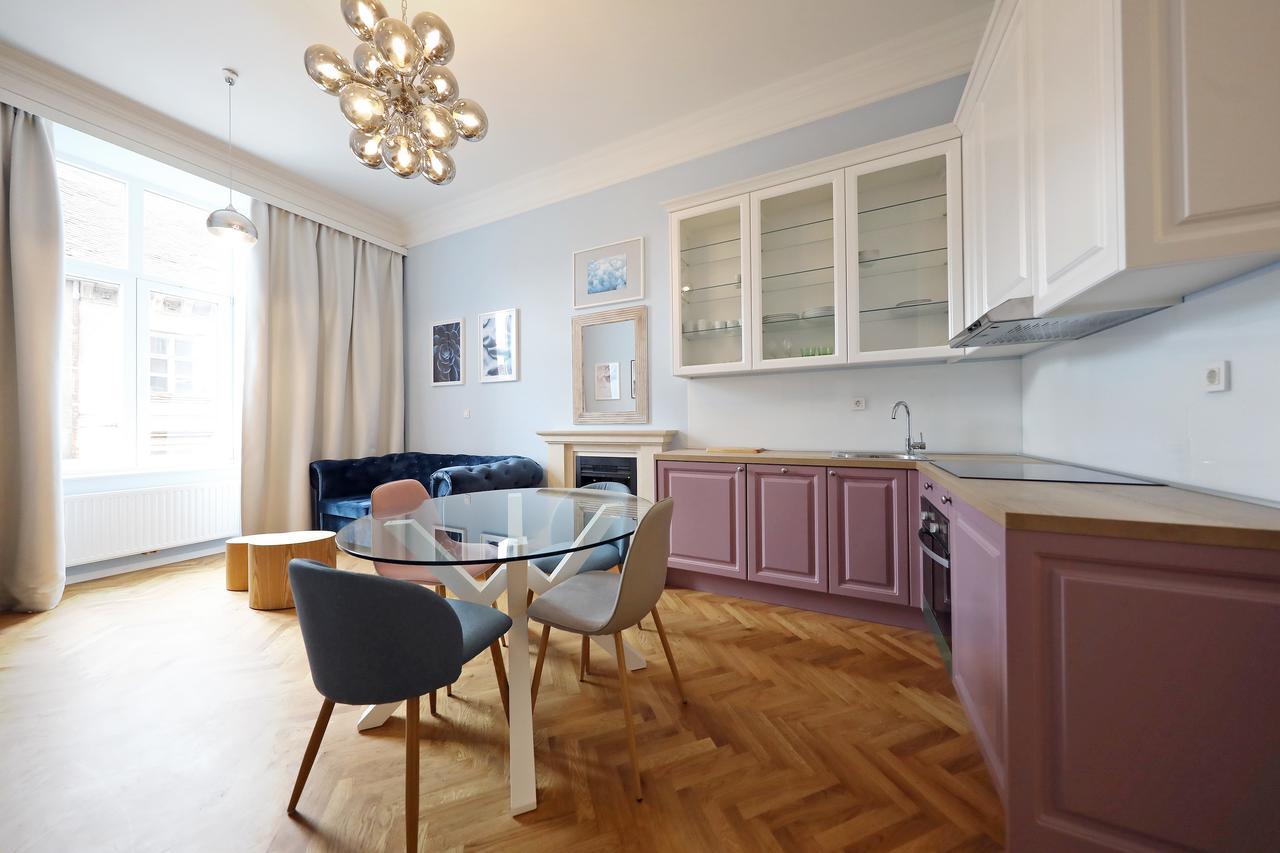 Central Apartments Загреб Екстер'єр фото